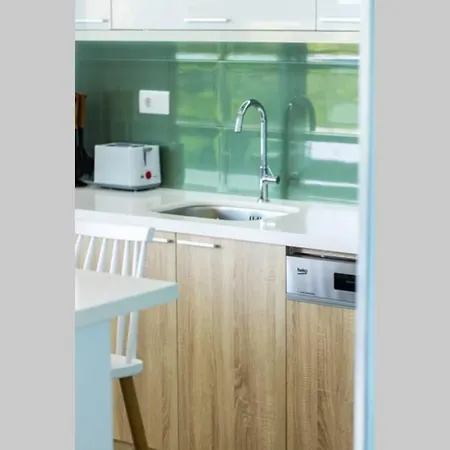 Apartament Adelhome - Sea View & Walking Distance To Beach! *